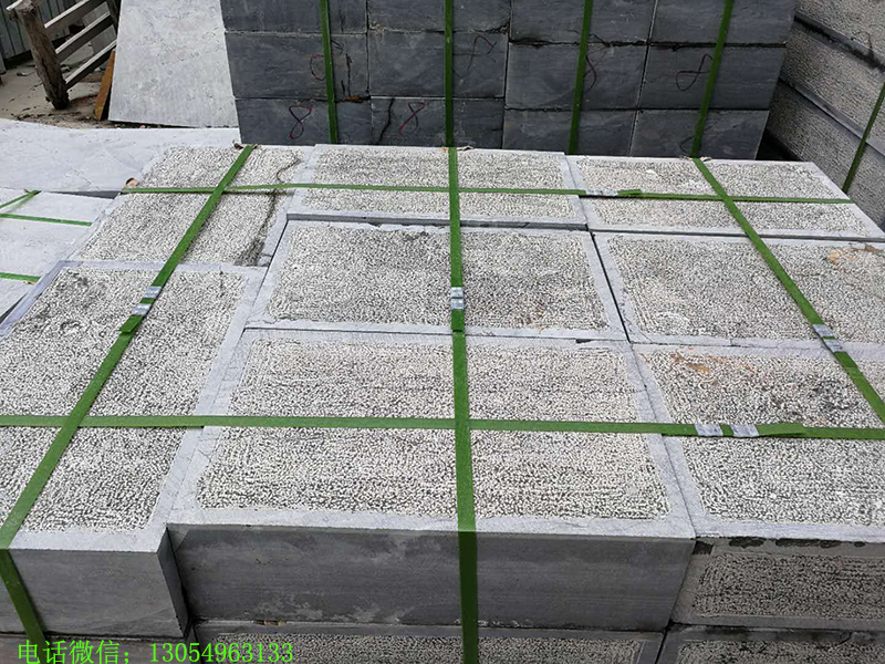 　荔枝面青石板材具有防滑的作用(图2)